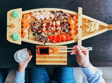 غذاهای دریایی و سردرد