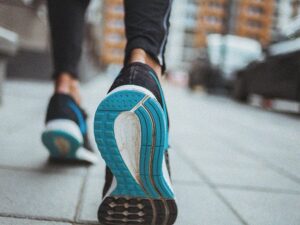سطح کلسترول من در سن من چقدر باید باشد؟