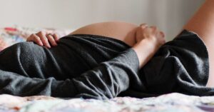 خودارضایی و بارداری: آیا بی خطر است؟  مزایا و خطراتmedicalnewstoday.comhttps://www.medicalnewstoday.com › ...