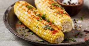Corn 101: Nutrition Facts and Health Benefitshealthline.comhttps://www.healthline.com › foods