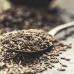 زیره سبز: فواید و عوارض جانبیshealthline.comhttps://www.healthline.com › سلامتی