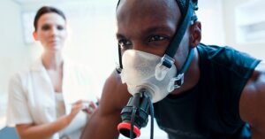 VO2 Max: تعریف، چگونه اندازه گیری می شود، چگونه می توان سلامتی را بهبود بخشید.comhttps://www.healthline.com › سلامتی