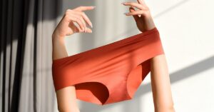 ترشحات واژن: علل، درمان و Colorshealthline.comhttps://www.healthline.com › سلامتی
