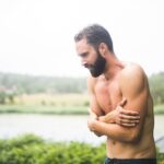 دندان قروچه: علل، درمان، زمان مراجعه به Doctorhealthline.comhttps://www.healthline.com › سلامتی