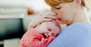 احتقان نوزادان: چگونه بینی گرفتگی نوزاد خود را پاک کنیمhealthline.comhttps://www.healthline.com › سلامتی