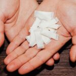 کیسه های نیکوتین: استفاده، عوارض جانبی، Alternativeshealthline.comhttps://www.healthline.com › سلامت