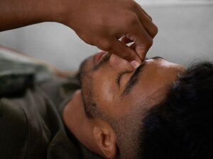 تنگی نفس هنگام دراز کشیدن: 9 علتmedicalnewstoday.comhttps://www.medicalnewstoday.com › ...