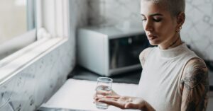 سیتیکولین: موارد استفاده، فواید، دوز و عوارض جانبیshealthline.comhttps://www.healthline.com › سلامتی