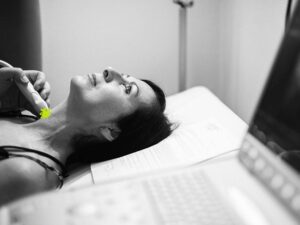 متخصص غدد: چرا باید مراجعه کنم و چه انتظاری دارم؟medicalnewstoday.comhttps://www.medicalnewstoday.com › ...