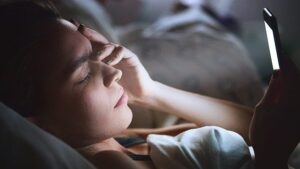 چگونه ذهن خود را آرام کنید تا بهتر بخوابید