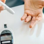پایش گلوکز خون: چگونه کار می کندshealthline.comhttps://www.healthline.com › سلامتی