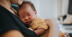 رینیت نوزادان: علل، علائم و درمان shealthline.comhttps://www.healthline.com › سلامت