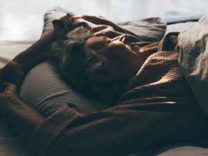 سکته های خواب: علائم، پیشگیری و Morehealthline.comhttps://www.healthline.com › سکته مغزی