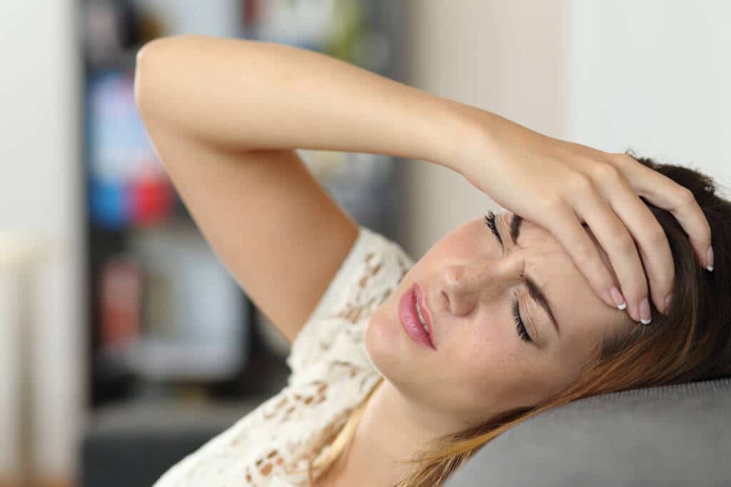 میگرن : هر آنچه که باید بدانید