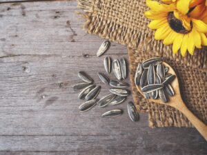 Sunflower Seeds And Its Health Benefits- HealthifyMe