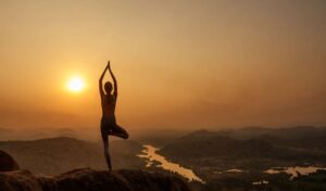 Surya Namaskar - مراحل، مزایا، وضعیت ها، و بیشتر