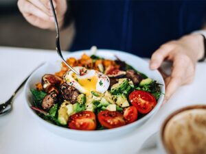 چگونه رژیم های وگان و کتوژنیک می توانند به سرعت بر سیستم ایمنی بدن تأثیر بگذارند