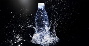 مطالعه نشان می دهد که نوشیدن آب گازدار ممکن است به کاهش وزن کمک کند