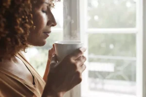 آیا نوشیدن چای نعناع به رفع جوش کمک می‌کند؟