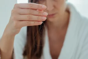 چگونه می‌توان از گسترش آلوپسی آره‌آتا جلوگیری کرد؟