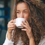 چگونه ژنتیک بر حساسیت کافئین تأثیر می گذارد