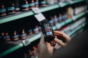 آیا ویتامین‌ها تاریخ انقضا دارند؟ چرا پاسخ به این سوال دشوار است؟ rdiet.ir