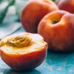وقتی هلو می‌خورید چه اتفاقی در بدن شما می‌افتد...