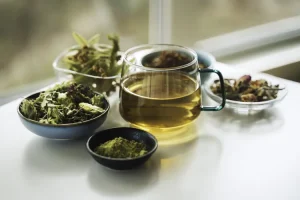 ۳ فایده چای اسیاک، یک ترکیب گیاهی ضدالتهاب rdiet.ir