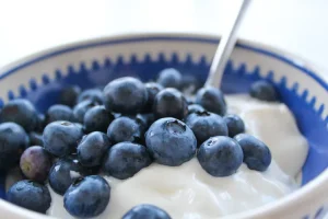 بهترین زمان برای خوردن بلوبری برای دریافت آنتی‌اکسیدان‌ها و ... rdiet.ir