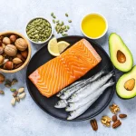 ۶ ماده غذایی که می‌توانند از شما در برابر آلزایمر محافظت کنند و... rdiet.ir