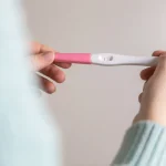 آیا بعد از یائسگی می‌توان باردار شد؟