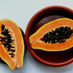 وقتی دانه پاپایا می‌خورید چه اتفاقی در بدن شما می‌افتد؟... rdiet.ir