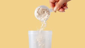آیا پودر پروتئین وی (Whey) علائم سندرم روده تحریک‌پذیر (IBS) را بدتر می‌کند؟