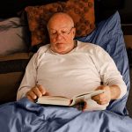 نکاتی برای بهبود بهداشت خواب در سالمندان rdiet.ir