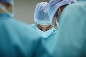چرا پس از جراحی از هپارین استفاده می‌شود