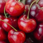 چه اتفاقی برای قند خون و التهاب شما می‌افتد وقتی مرتباً گیلاس می‌خورید