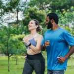 ۵ روش مؤثر برای افزایش سرعت پیاده‌روی و سوزاندن کالری بیشتر