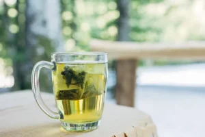 نحوه استفاده از چای سبز برای فواید رشد مو