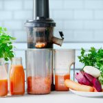 چگونه با آبمیوه‌گیری وزن اضافه کنیم
