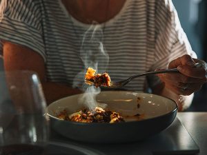 اوزمپیک و وگووی برای مشکلات پرخوری احساسی کمتر مؤثر هستند، مطالعه نشان می‌دهد