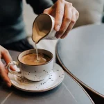 ۷ روش سالم برای نوشیدن قهوه از نظر متخصص تغذیه