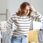 تمرین ساده برای کاهش علائم سرگیجه (ورتیکو)