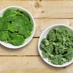 اسفناج یا کلم پیچ: کدام سبزی فیبر و مواد مغذی بیشتری دارد؟