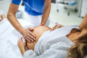 داروهای متوقف‌کننده زایمان زودرس (توکولیتیک‌ها): عملکرد، انواع و ملاحظات حیاتی