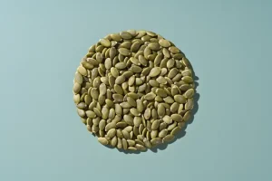 ۵ دلیل اینکه آسیاب کردن تخمه کدو آنها را مغذی‌تر می‌کند