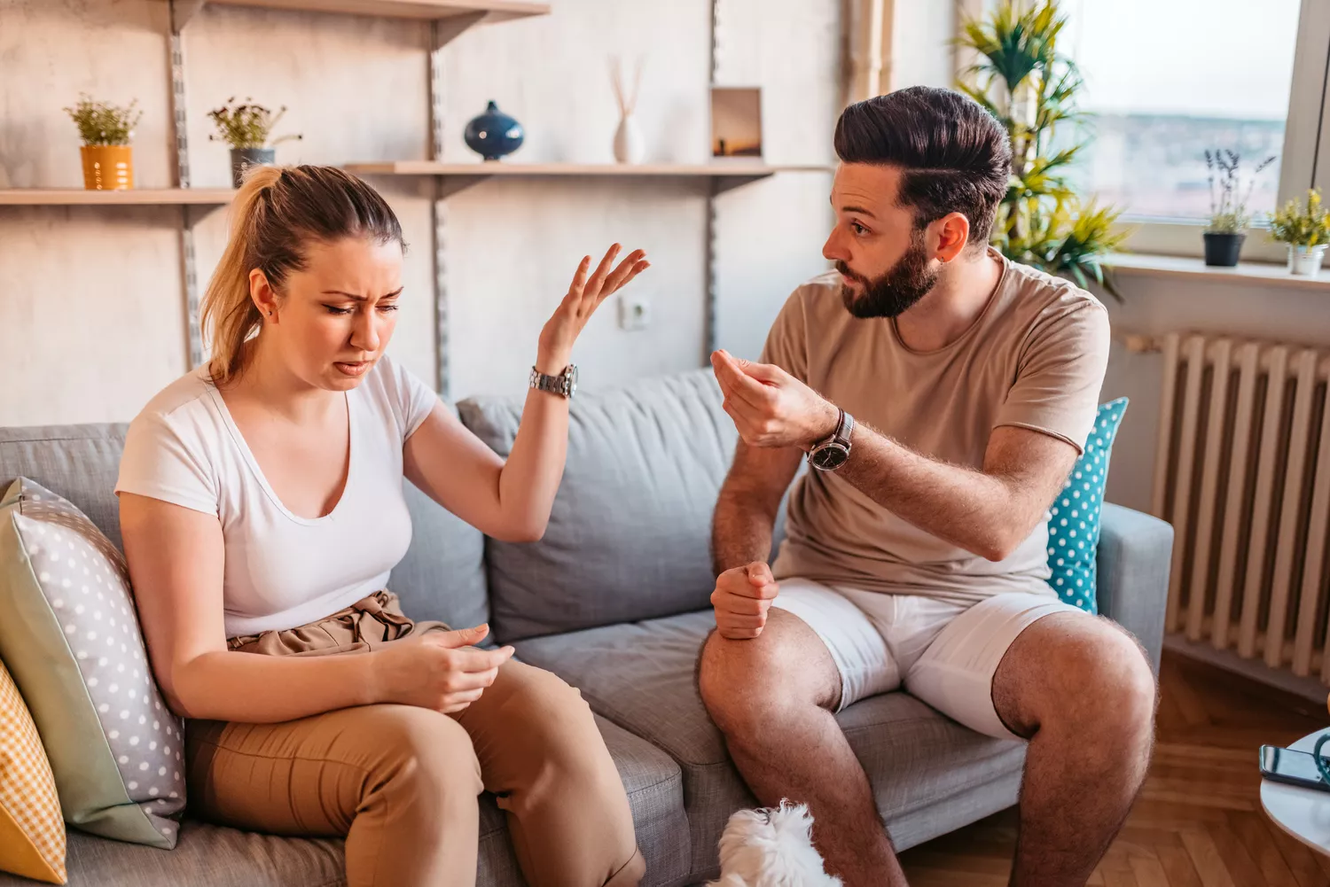 سوءاستفاده عاطفی چیست و چگونه با آن برخورد کنیم؟