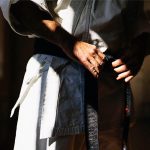 ورزش‌هایی که افراد مبتلا به اسپوندیلیت آنکیلوزان باید از آن‌ها پرهیز کنند