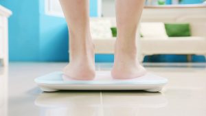 چقدر کاهش وزن بیش از حد است؟ نشانه‌ها و علل سوءتغذیه