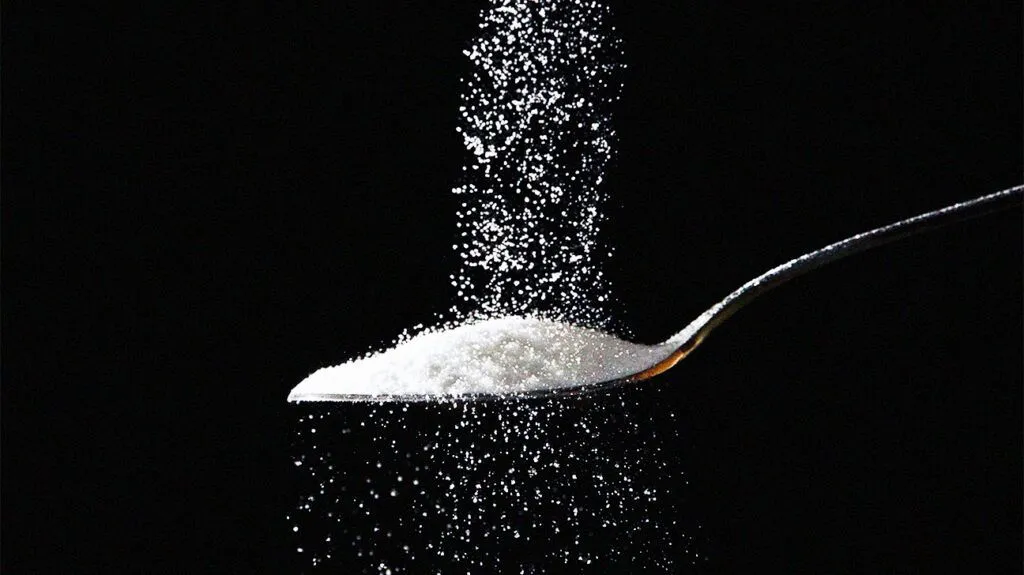 آیا مصرف قند و شکر باعث آکنه میشود؟