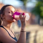 آیا شیک‌های پروتئینی جایگاهی در رژیم غذایی سالم شما دارند؟